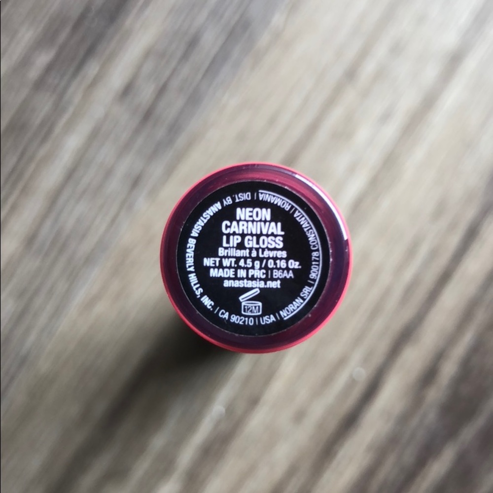 Anastasia Beverly Hills lip gloss - Picture 2 of 3